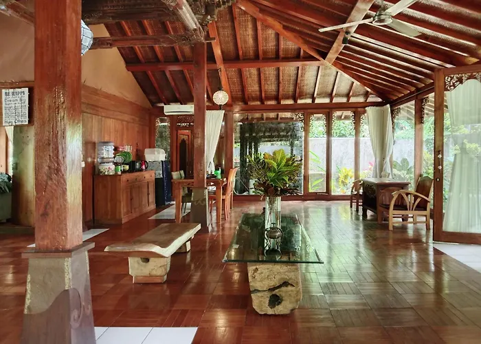 Malathi Authentic Joglo House - Garden Pool View * ウブド